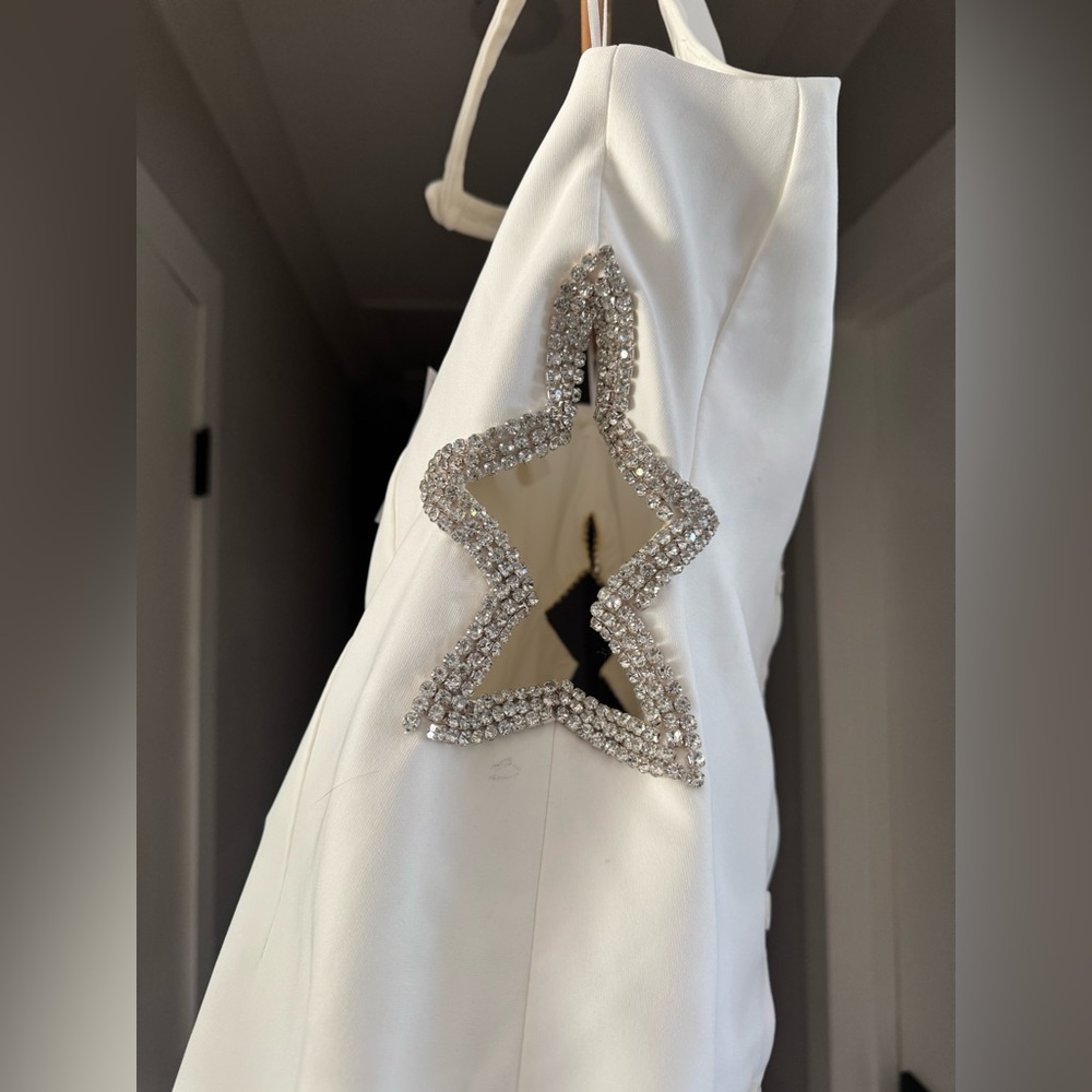 Nasty Gal White Backless Dress - Picture 7 of 11
